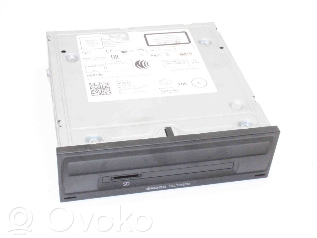 Skoda Fabia Mk3 (NJ) Unità principale autoradio/CD/DVD/GPS 