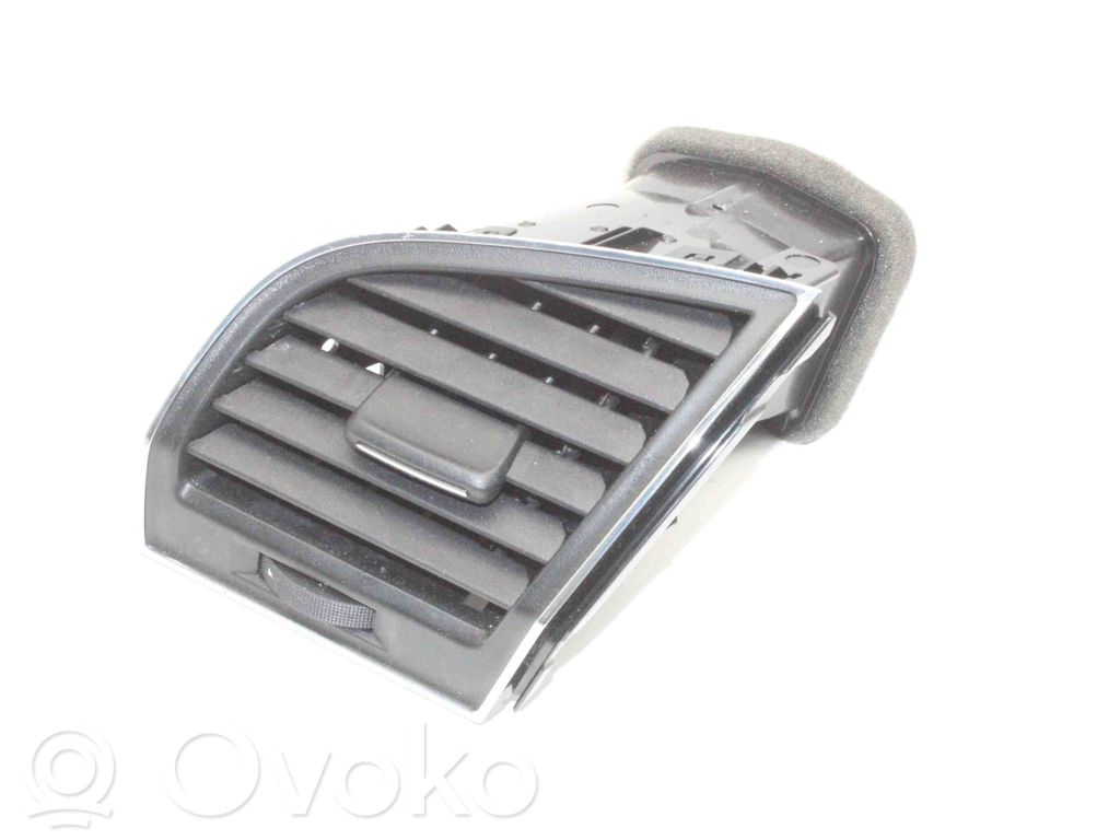 Skoda Fabia Mk3 (NJ) Moldura protectora de la rejilla de ventilación del panel 