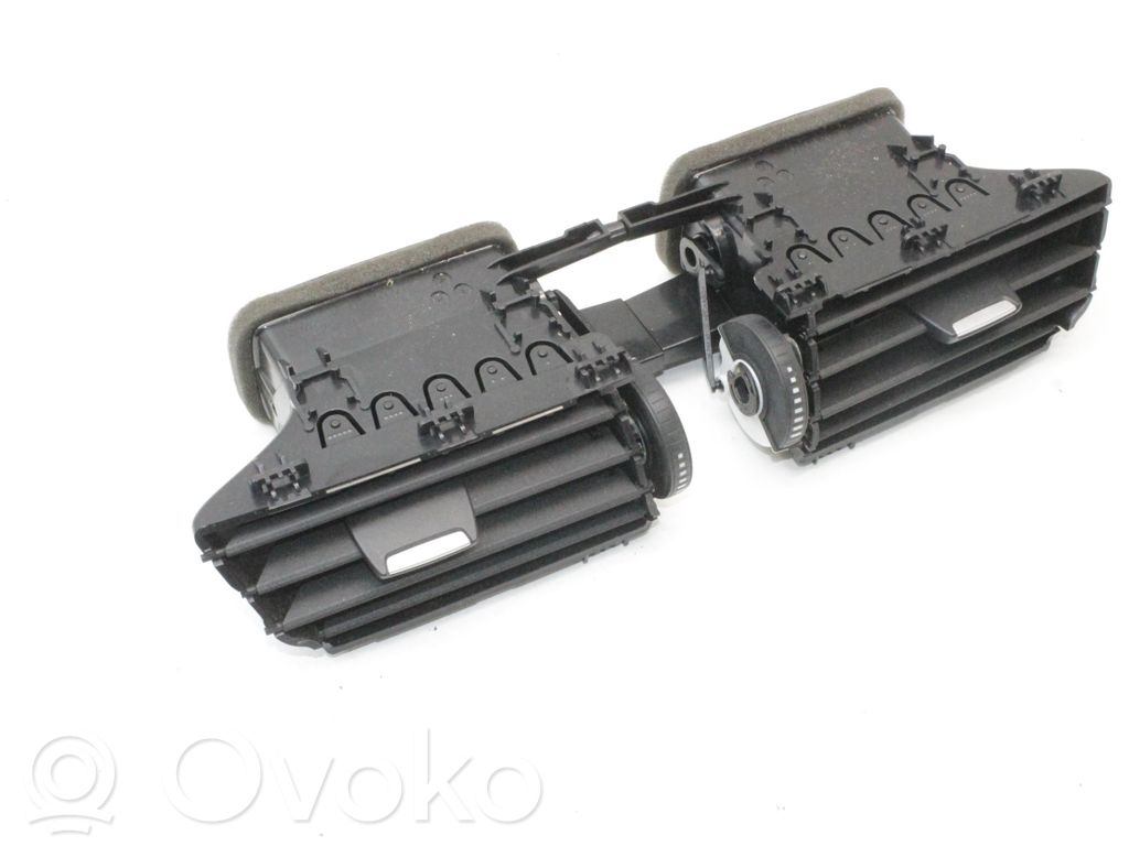 BMW X1 F48 F49 Kojelaudan tuuletussuuttimen suojalista