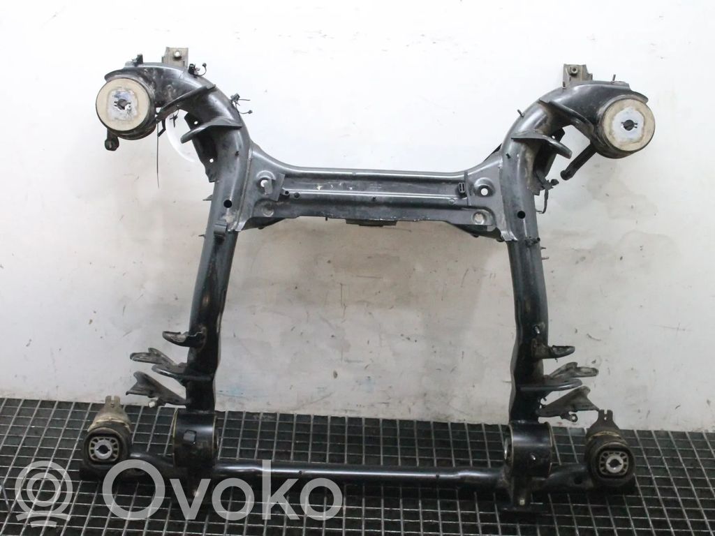 Skoda Enyaq iV Cadru auxiliar spate 