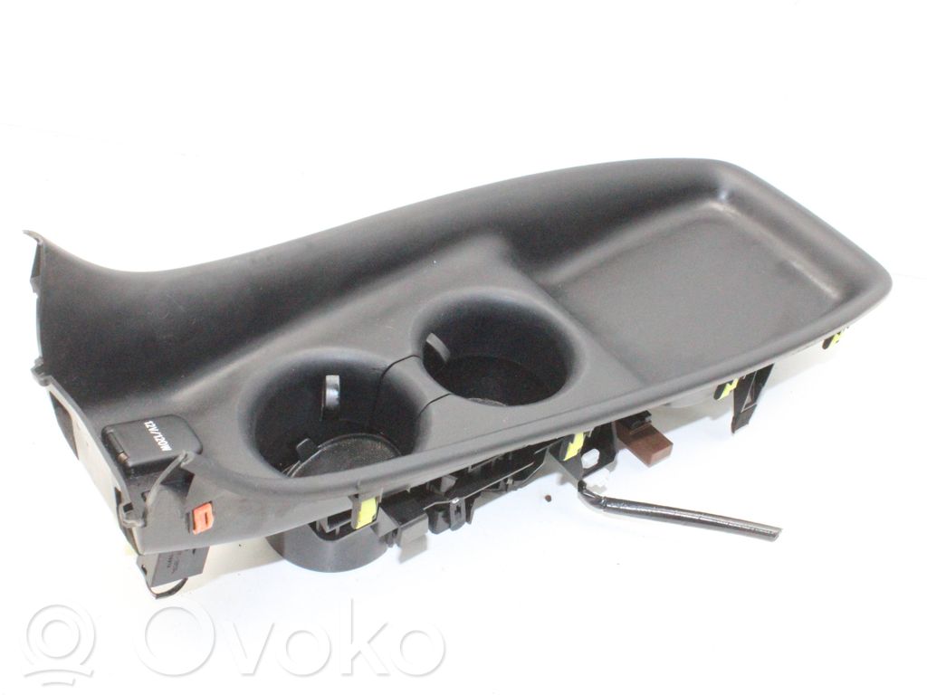 Toyota Prius (XW50) Uchwyt na kubek deski rozdzielczej 