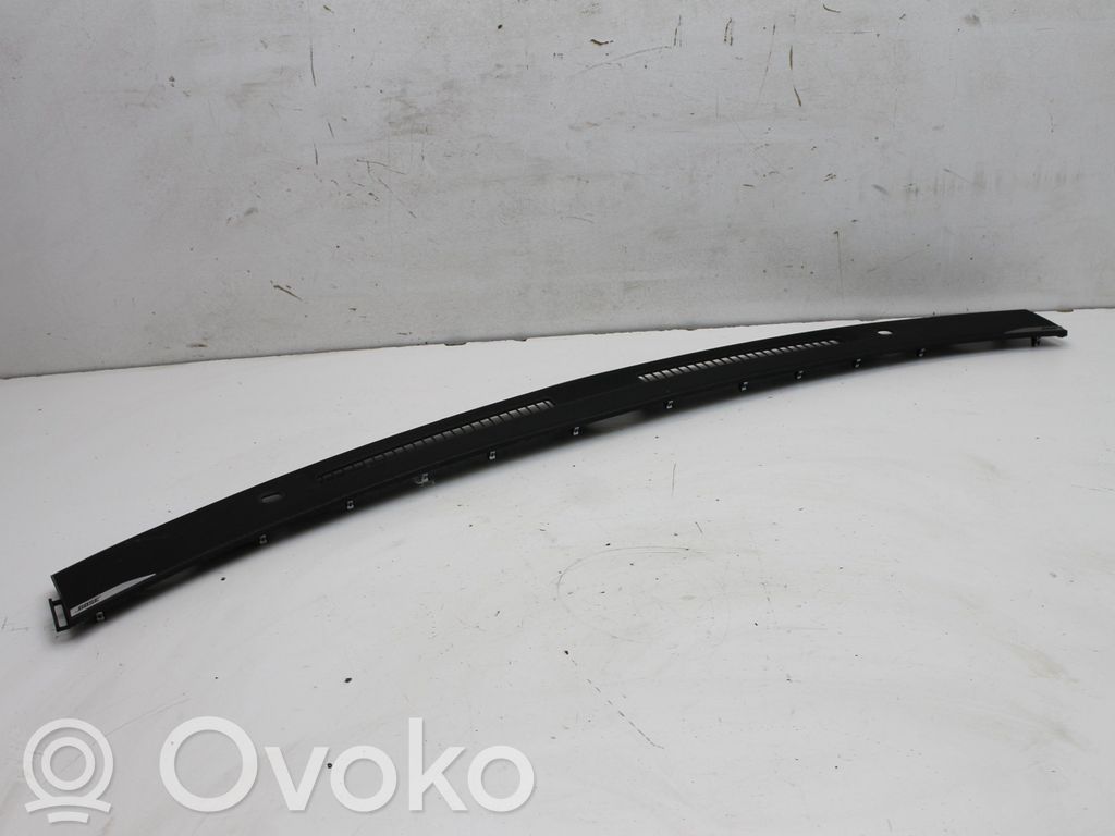 Infiniti Q50 Cache enceinte centrale