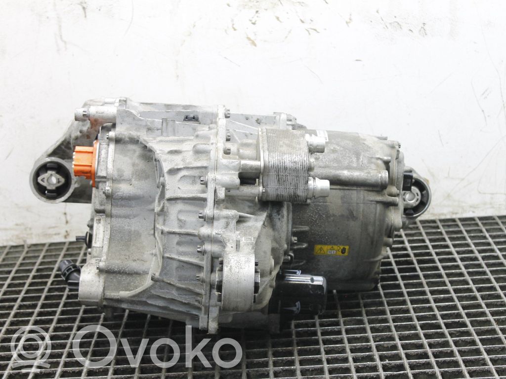 Двигатель   1587740LCC,P155551100C