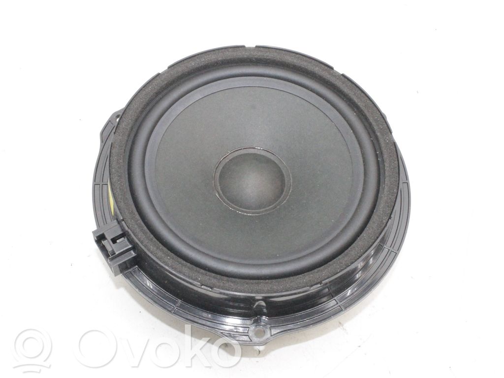 Difuzor ușă spate   JJ3218808BA