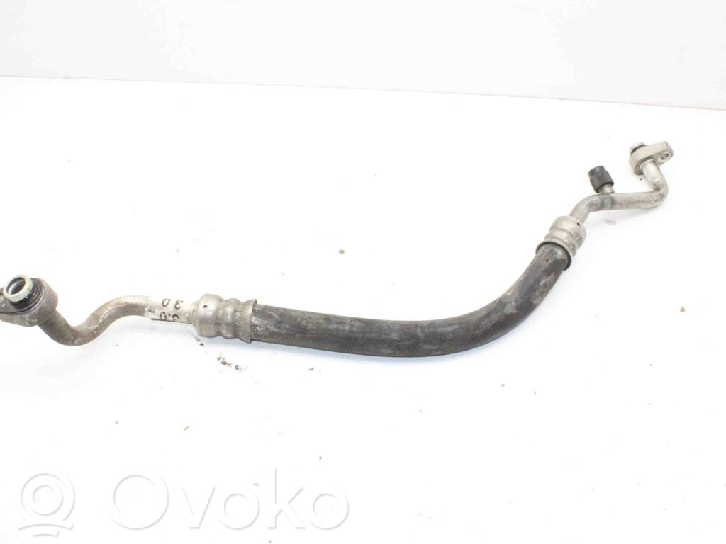 Chrysler 300 - 300C Ilmastointilaitteen putki (A/C) 