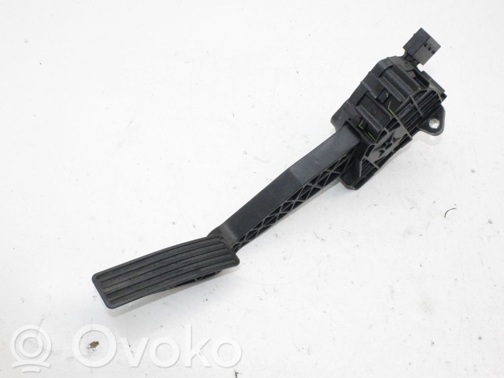 Jeep Cherokee Accelerator throttle pedal 