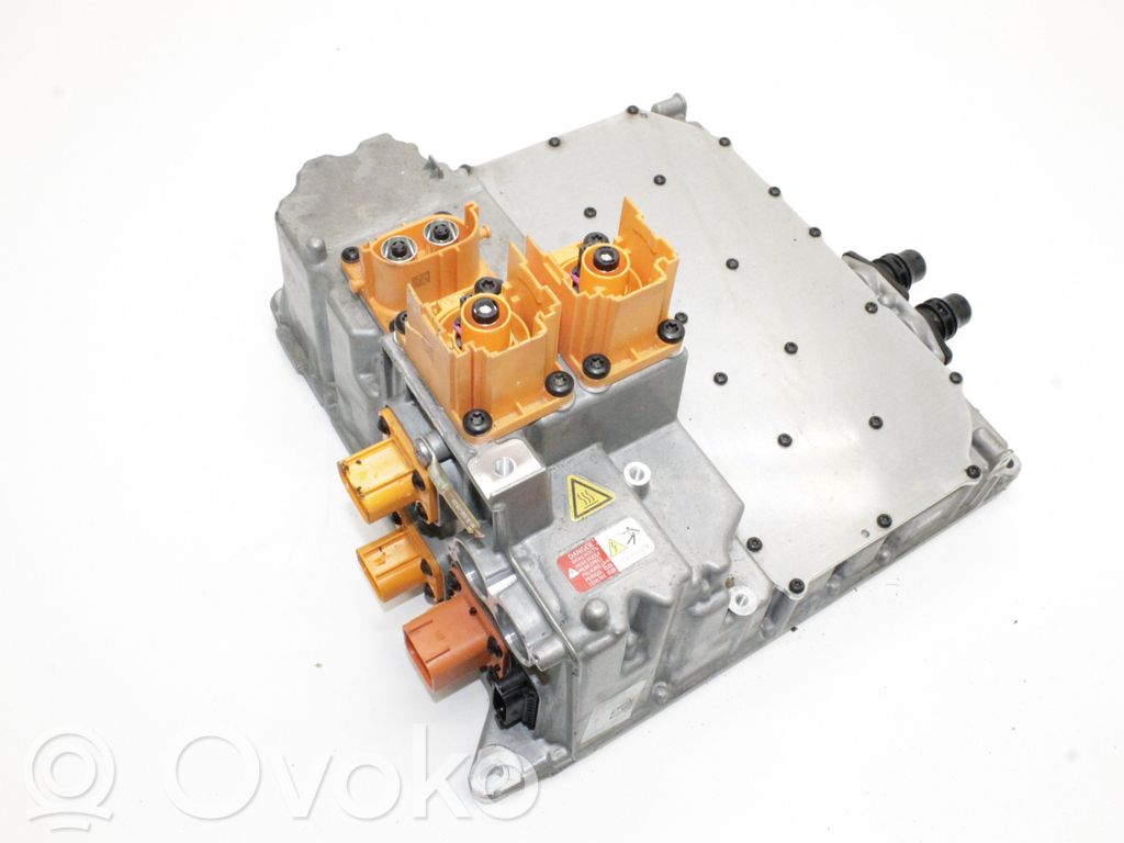 Inversor/convertidor de voltaje   9J1915539DQ