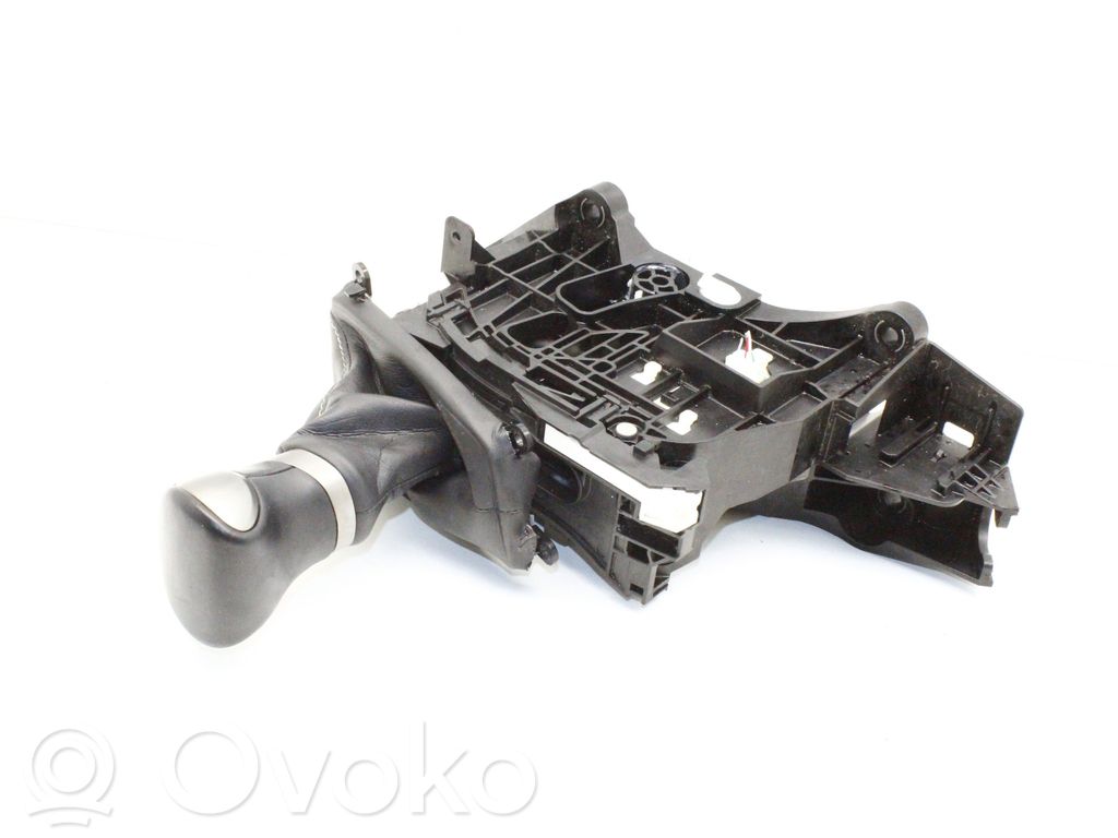 Lexus UX Selector caja de cambios 