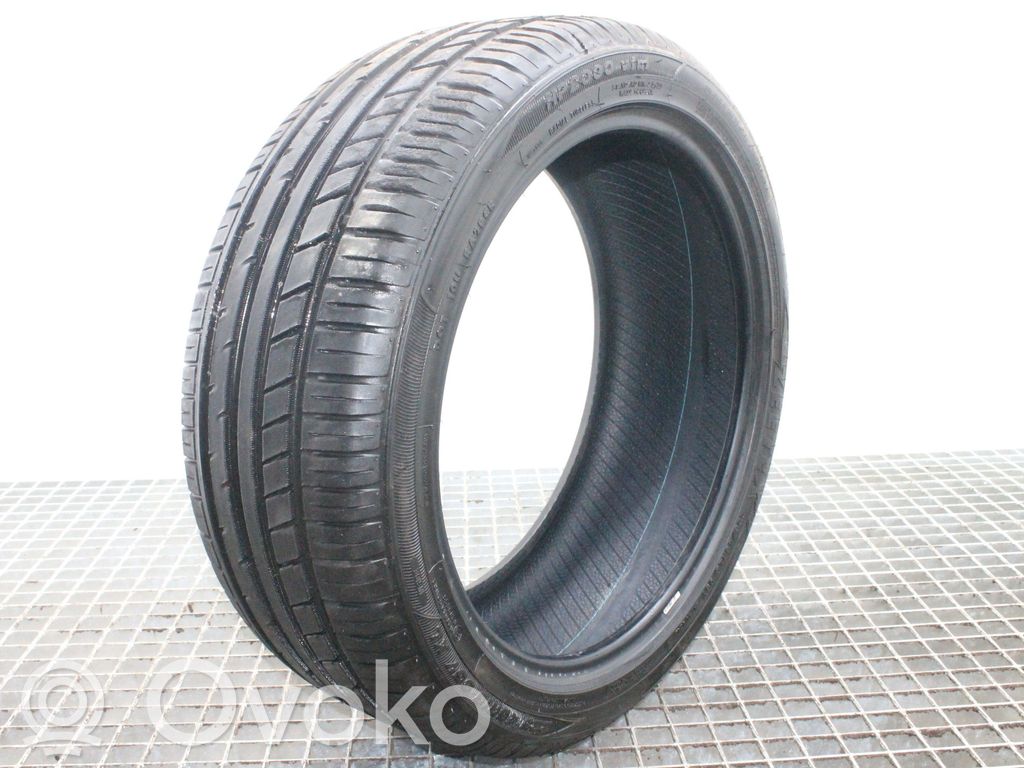 Nissan Juke I F15 Neumático de verano R18 