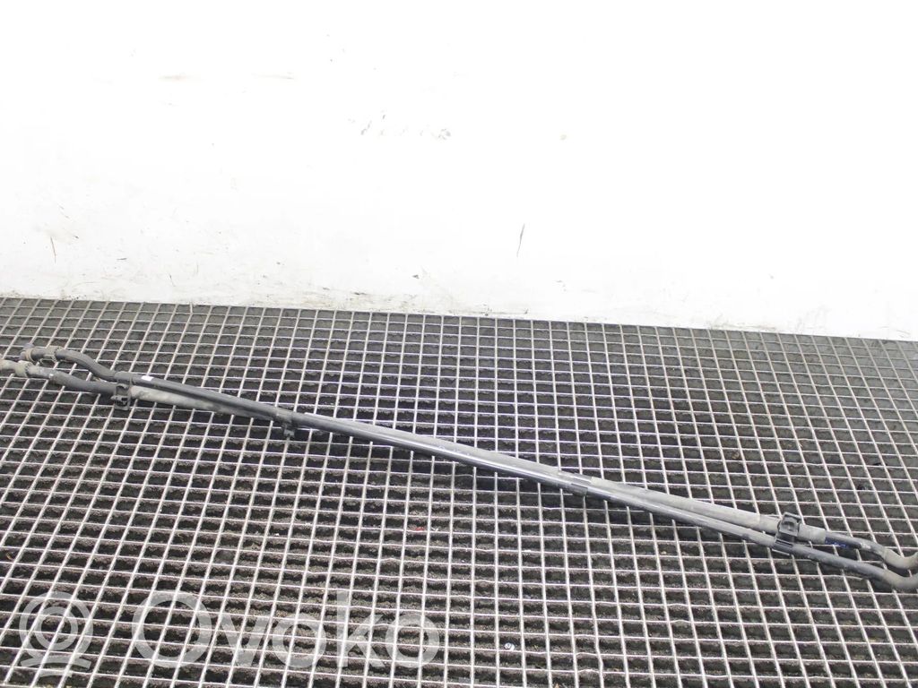 Audi e-tron Engine coolant pipe/hose 