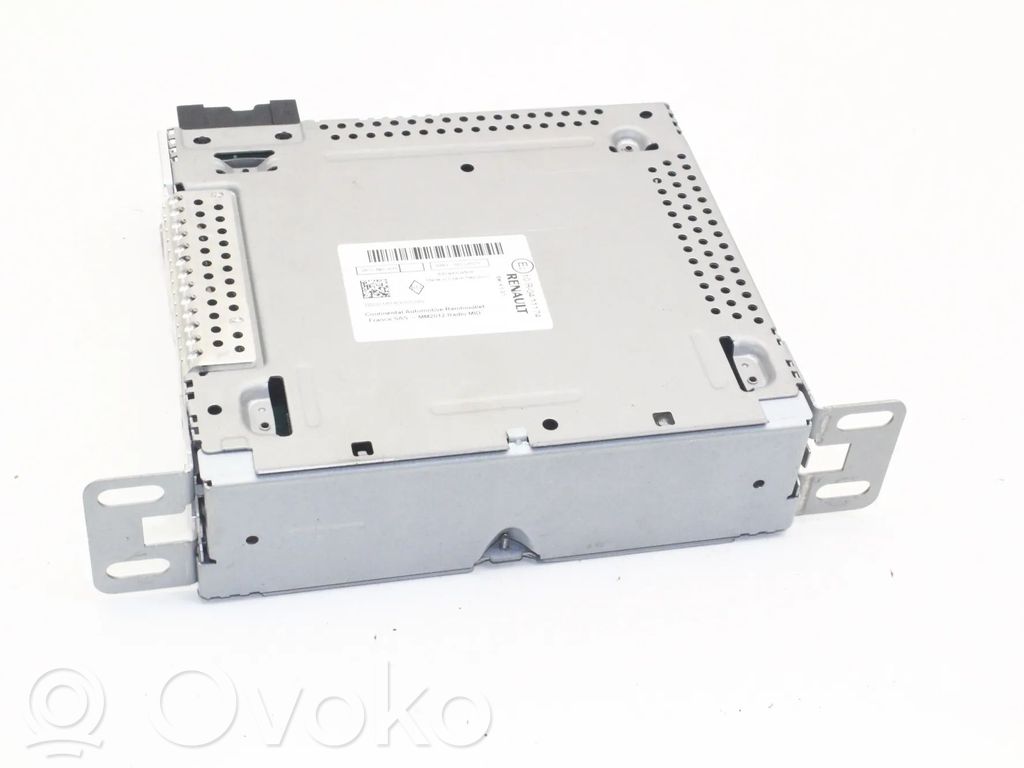 Renault Zoe Radio/CD/DVD/GPS head unit 