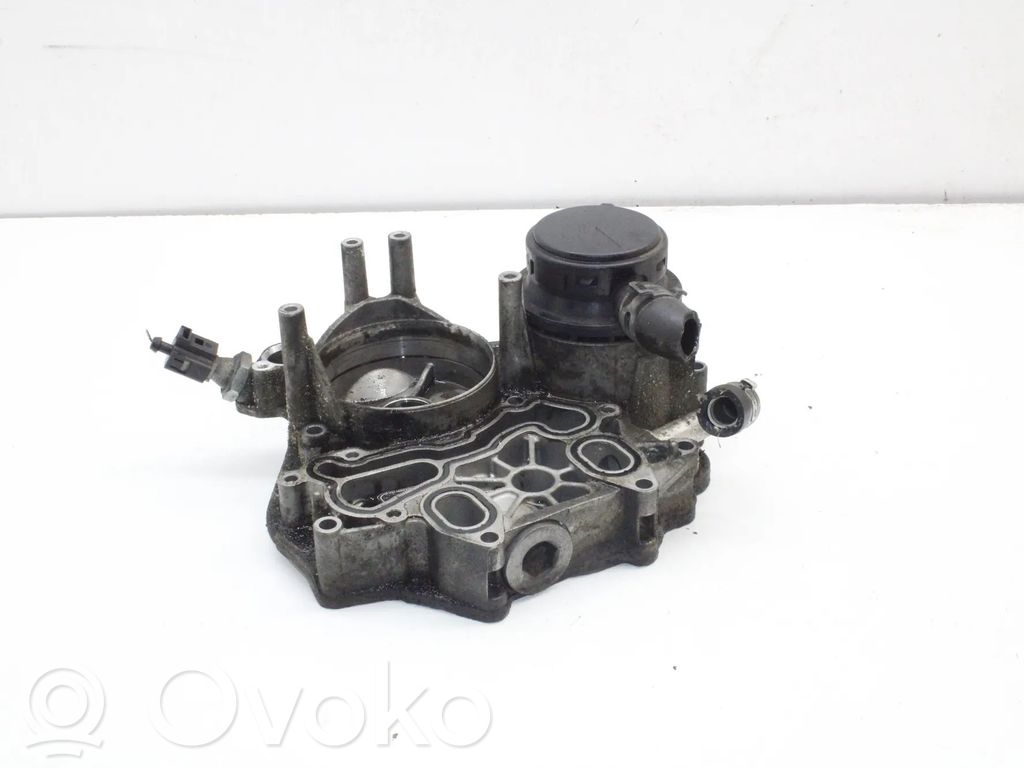 Audi A5 Sportback 8TA Oil filter cover 