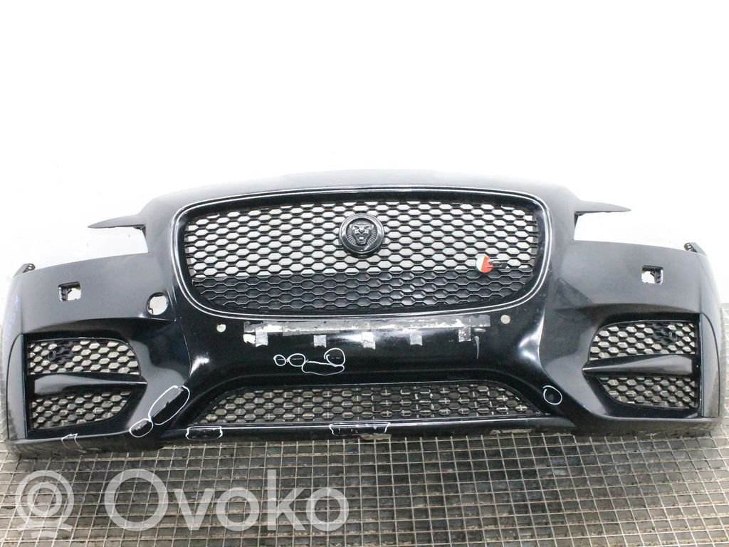 Jaguar XF X260 Paraurti anteriore 