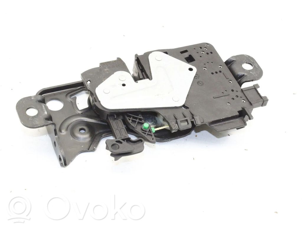 BMW 1 F40 Blocco/chiusura/serratura del portellone posteriore/bagagliaio