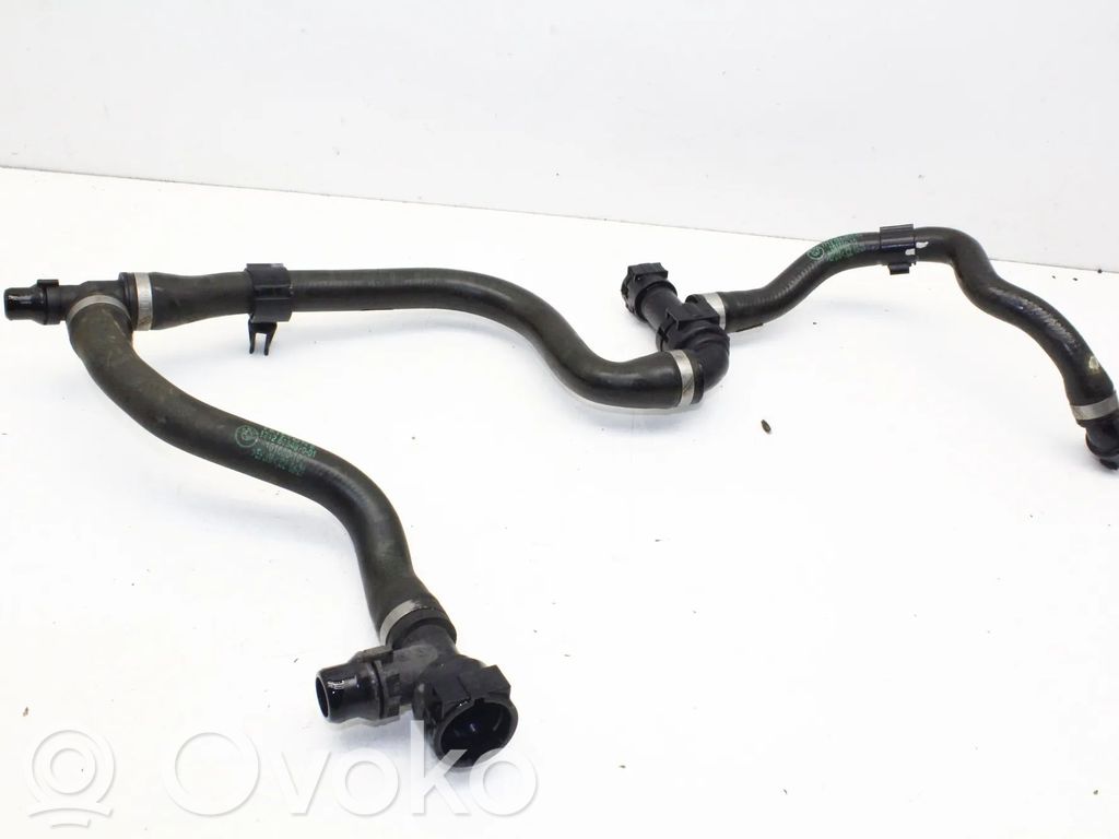 BMW 3 G20 G21 Tubo flessibile del liquido di raffreddamento del motore