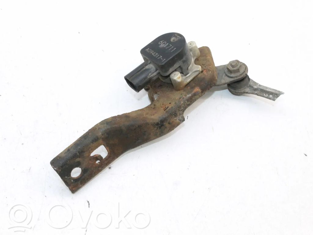 Czujnik poziomowania tylnego zawieszenia pneumatycznego   A0943171