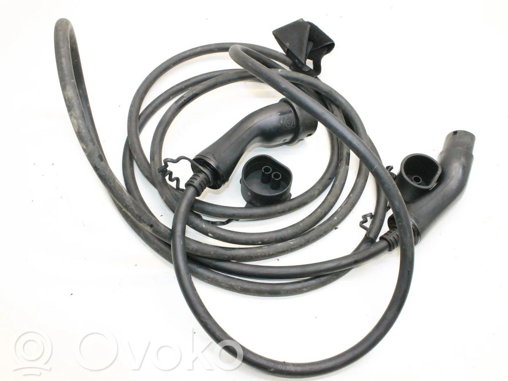 Volvo XC40 Kabel do ładowania samochodu elektrycznego 