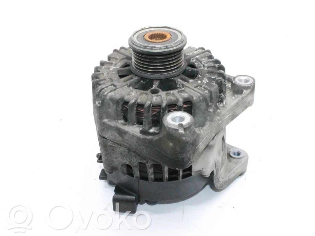 BMW 4 F32 F33 Generatore/alternatore 