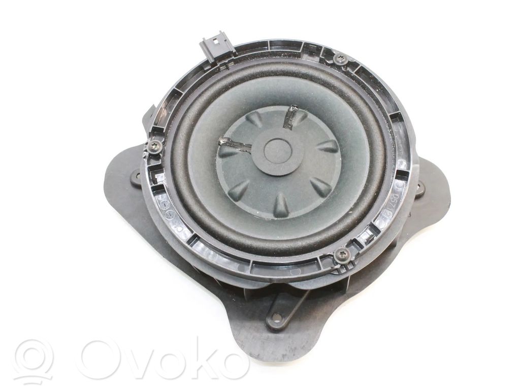 Takaoven kaiutin   9836069580
