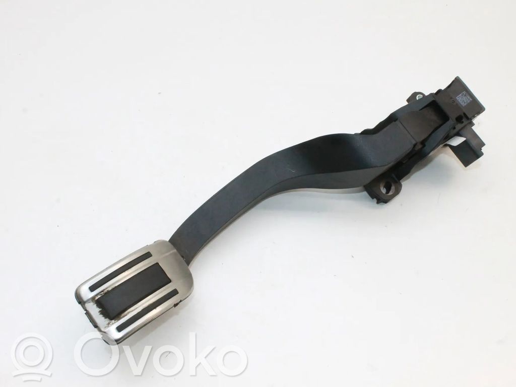 Opel Astra L Pedale dell’acceleratore 