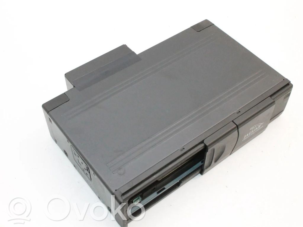 Jaguar XJ X350 CD/DVD changer 