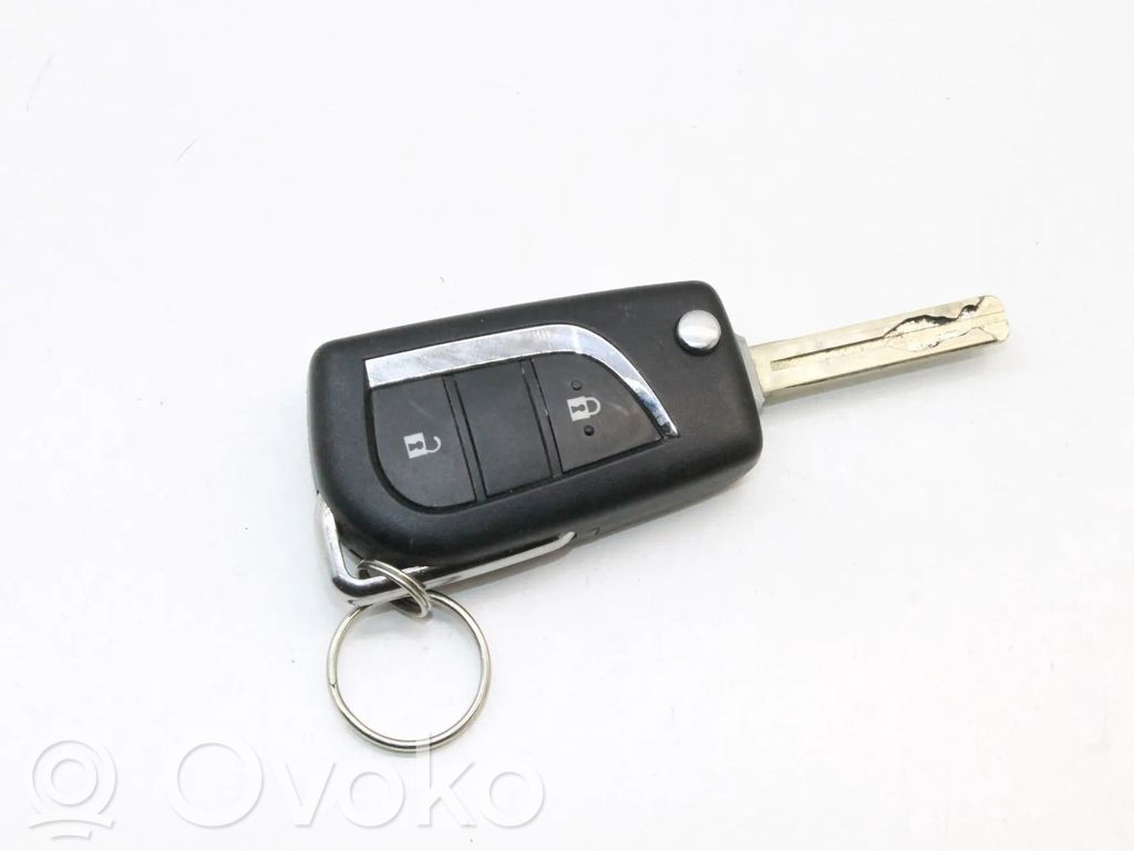 Toyota Yaris XP210 Klucz / Karta zapłonu 