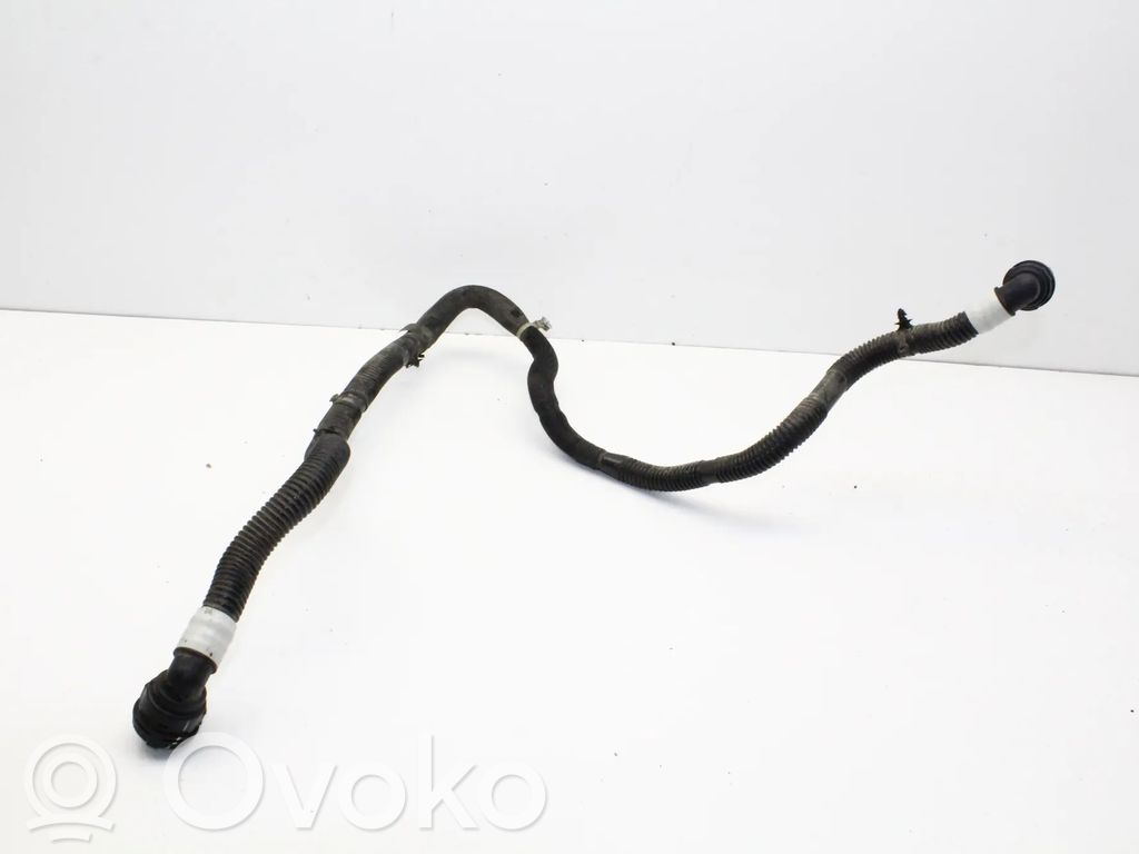 Tesla Model Y Conductă/furtun lichid de răcire motor