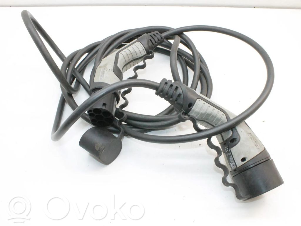 Opel Corsa F Cable de carga del coche eléctrico