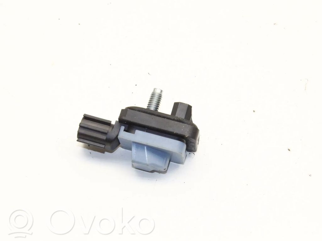 Toyota Yaris XP210 Sensor impacto/accidente para activar Airbag