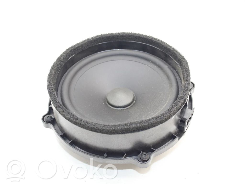 Land Rover Discovery 4 - LR4 Enceinte de porte arrière 