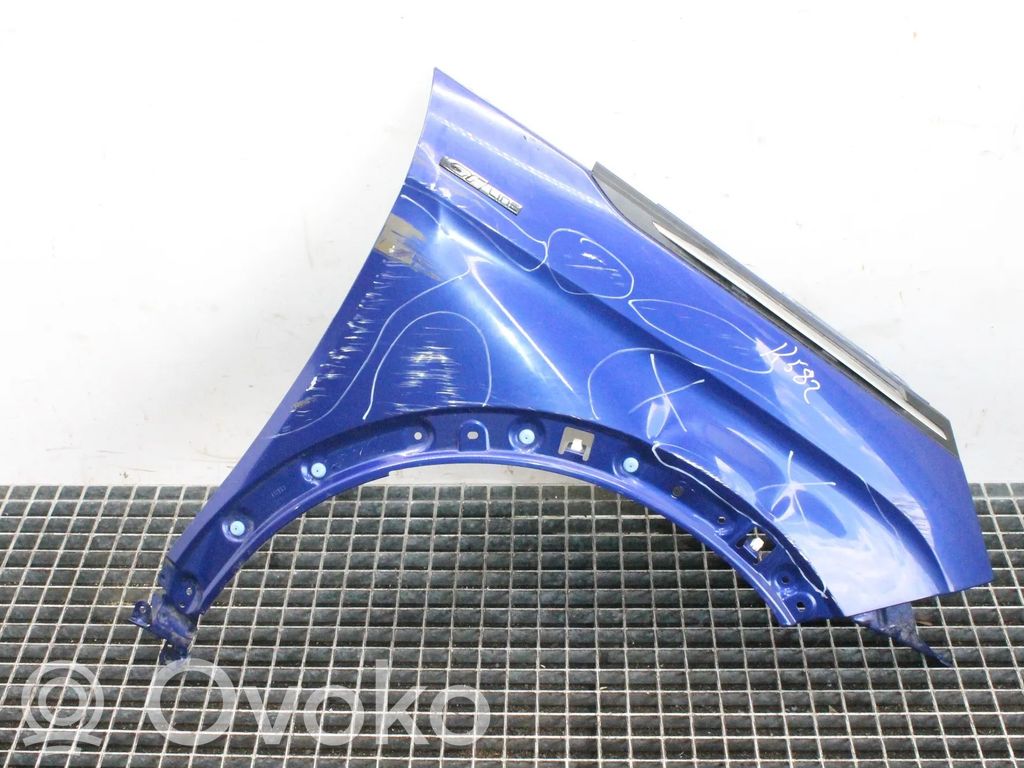 Peugeot 3008 II Fender