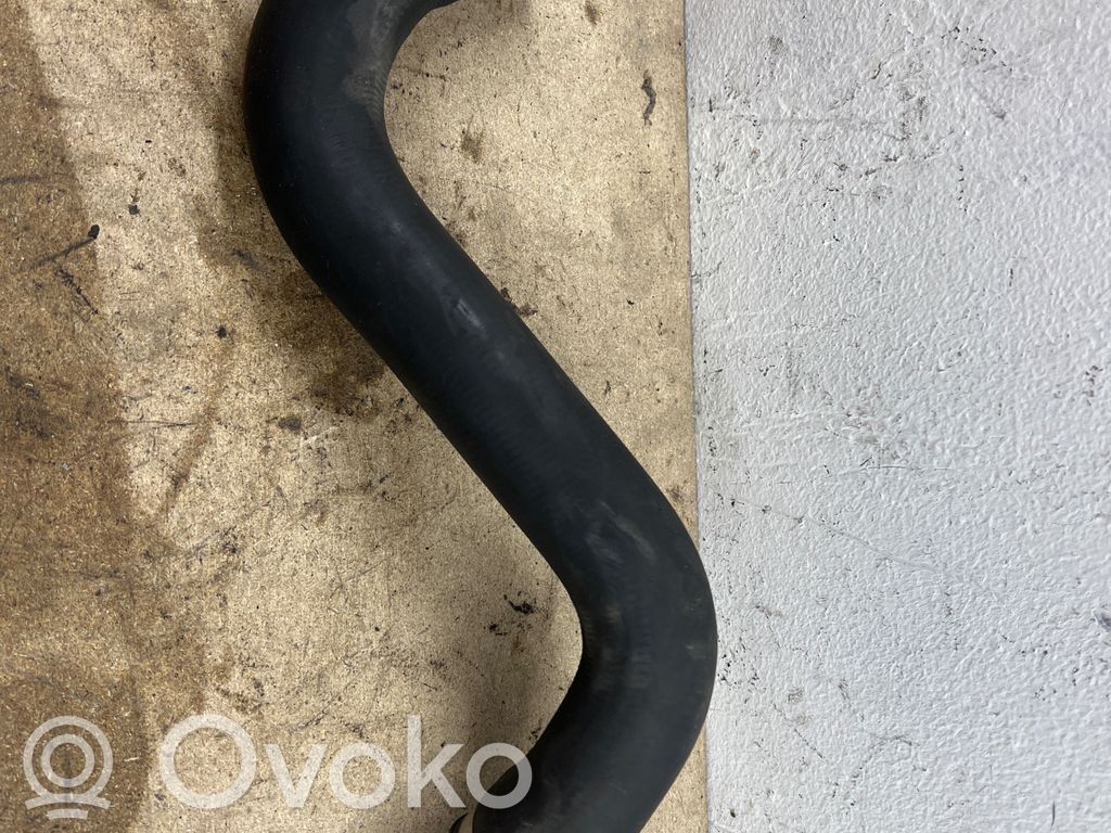 BMW 3 E90 E91 Engine coolant pipe/hose 