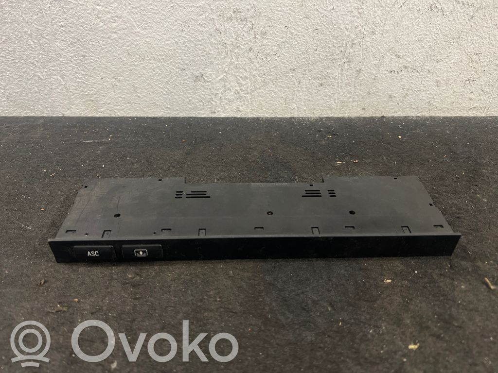 Boîtier de commande ASC / interrupteurs   03742028,1318373711