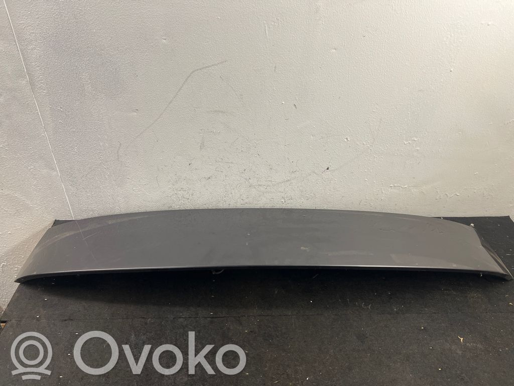 Tailgate/trunk spoiler   7127054,72758411