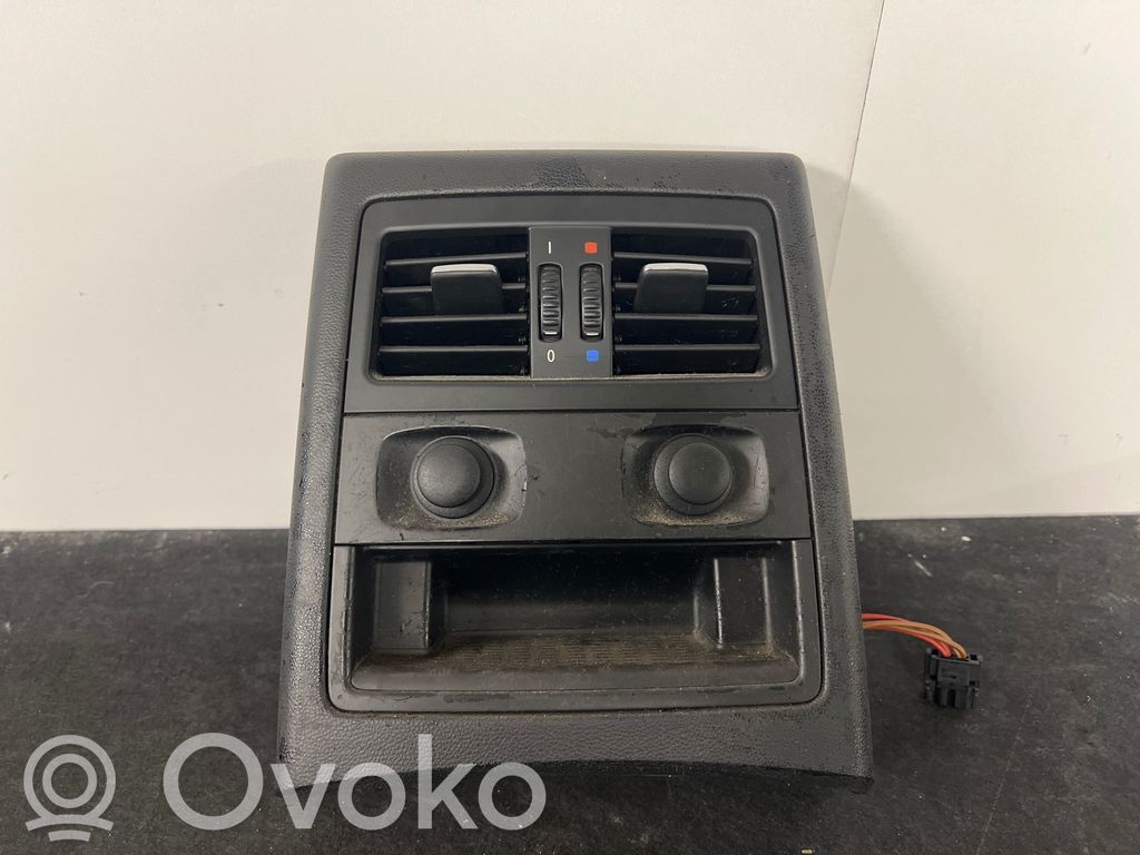 BMW 3 E90 E91 Center console 
