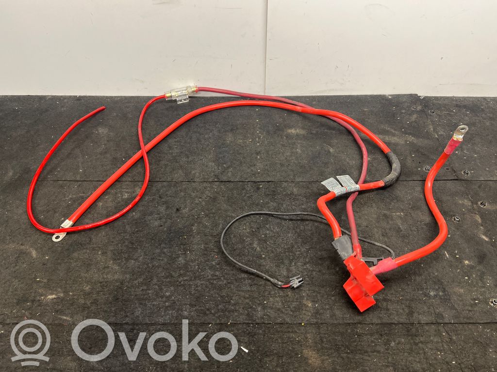 BMW 5 E60 E61 Positive cable (battery) 