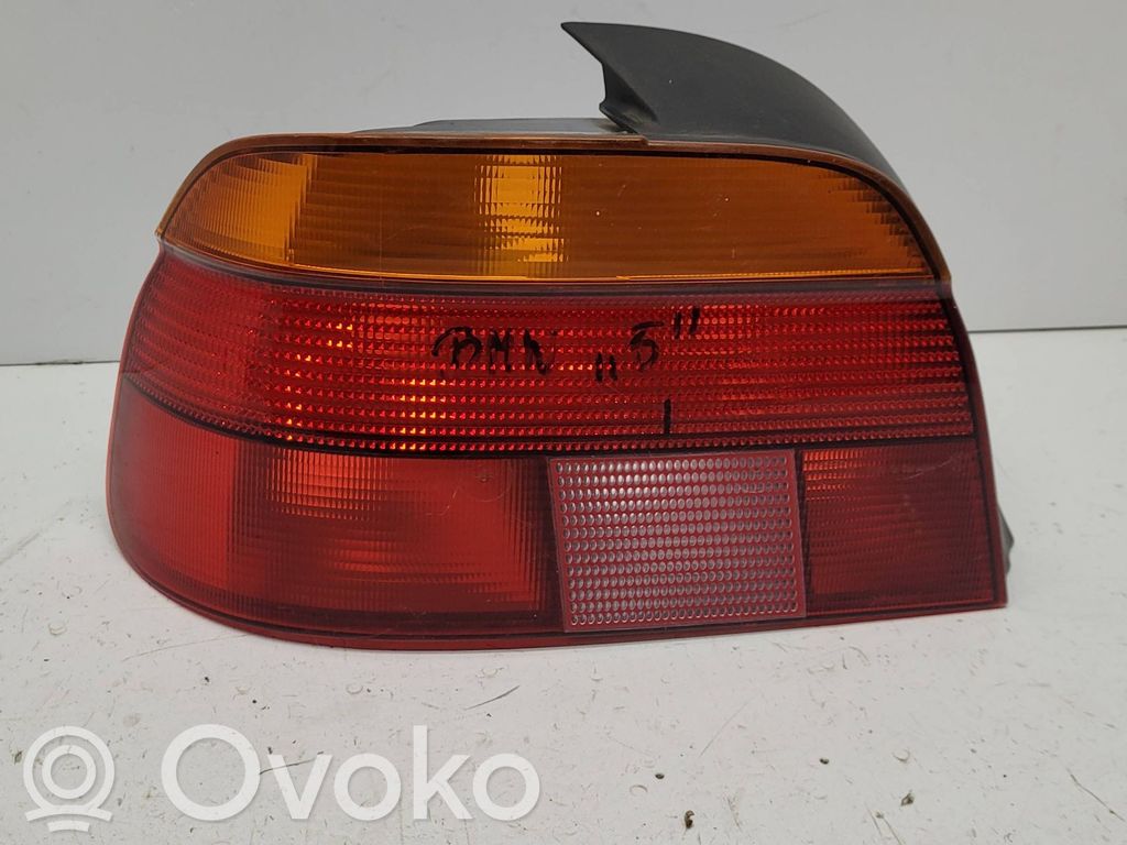 Rear/tail lights   8358031,2VP00724001