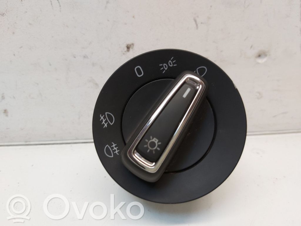 Skoda Rapid (NH) Light switch 