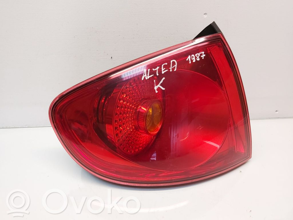 Seat Altea Aizmugurējais lukturis virsbūvē 