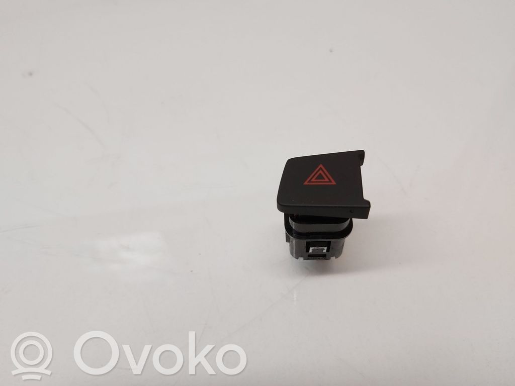 Chevrolet Captiva Hazard light switch 