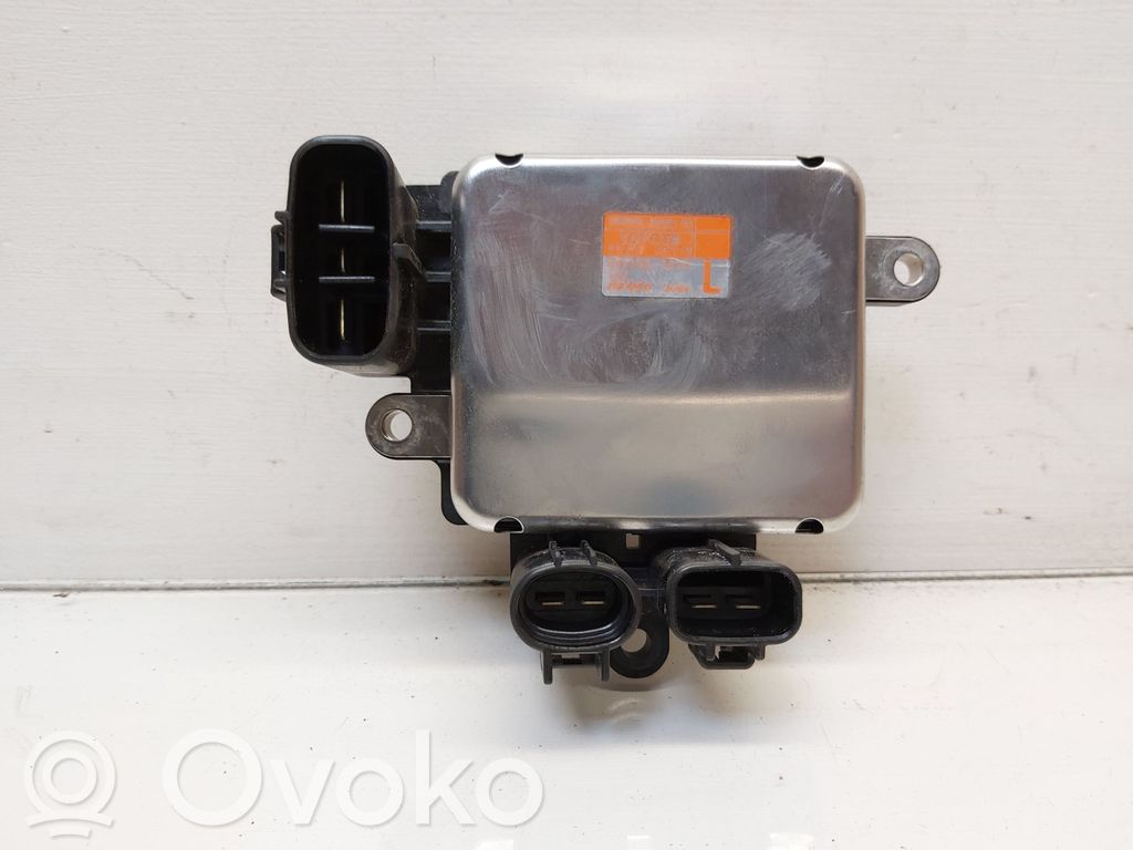 Toyota RAV 4 (XA40) Fan control module 