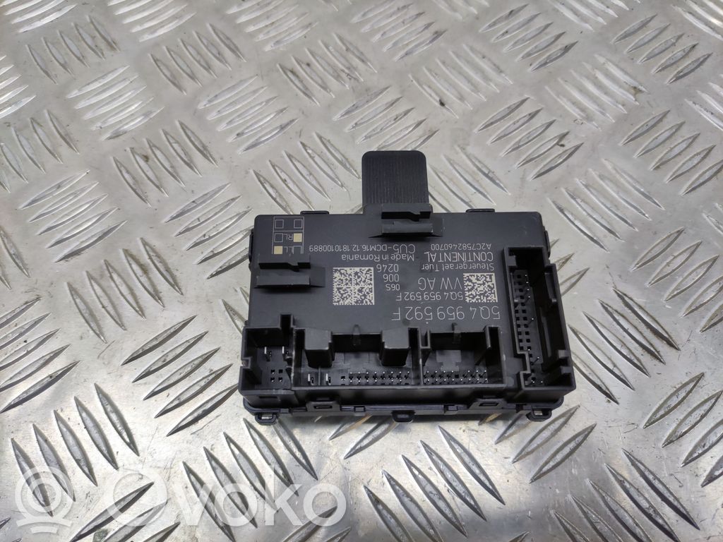 Skoda Octavia Mk3 (5E) Door control unit/module 