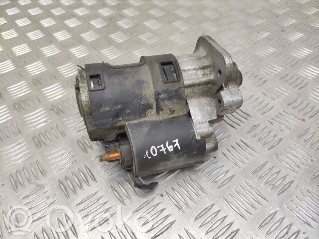 Nissan Juke I F15 Starteris 
