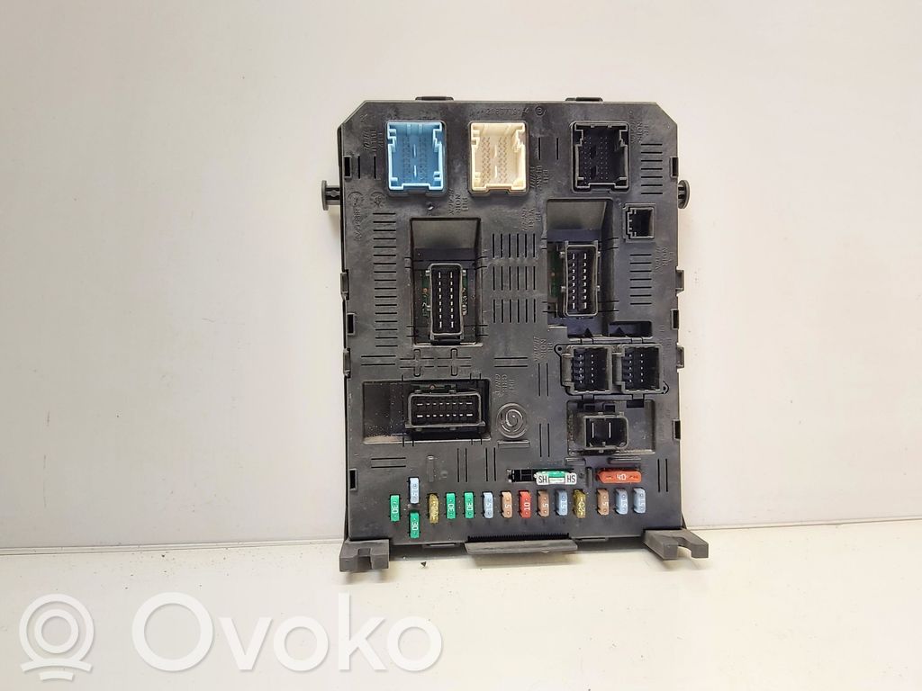 Citroen C4 I Picasso Comfort/convenience module 