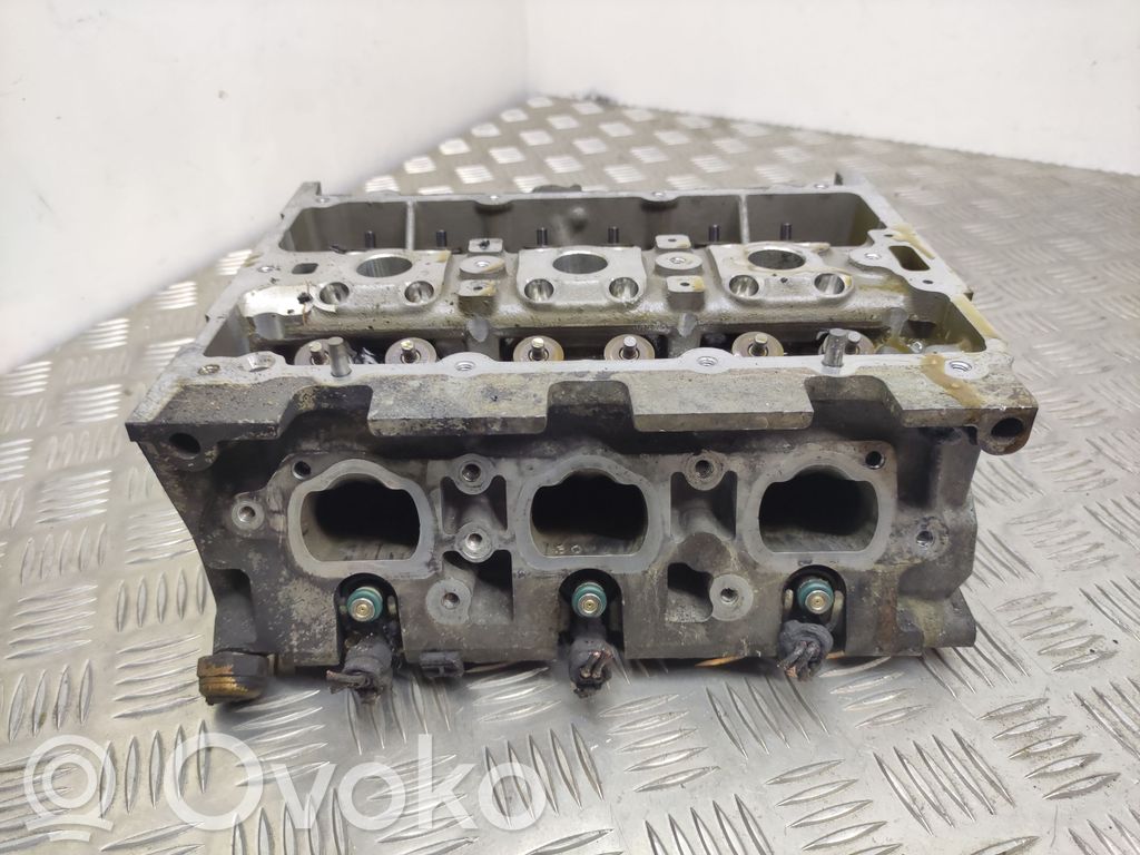 Volkswagen T-Roc Engine head 