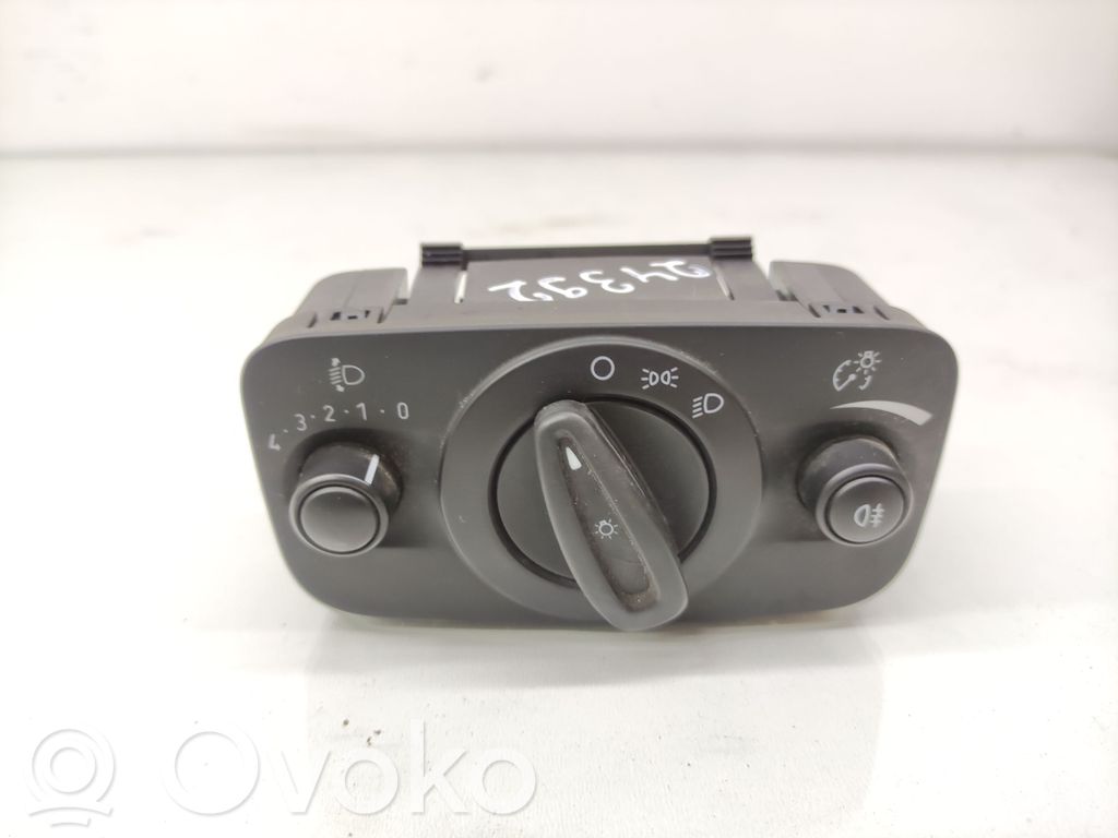 Ford Fiesta Light switch 