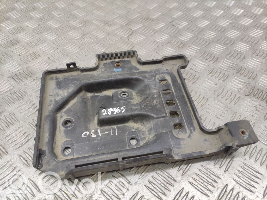 Hyundai i30 Batteriegestell 