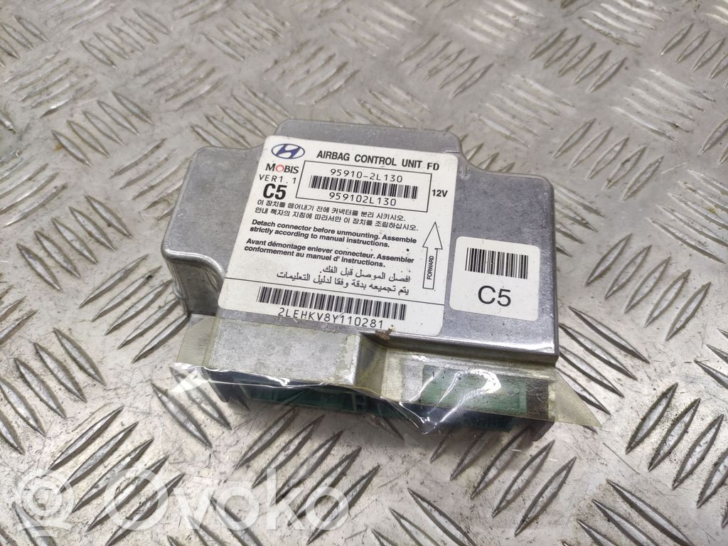 Hyundai i30 Airbag control unit/module 