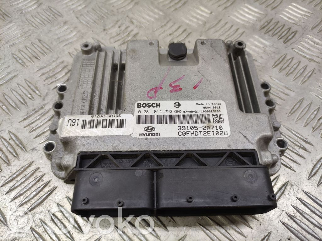Hyundai i30 Engine control unit/module 