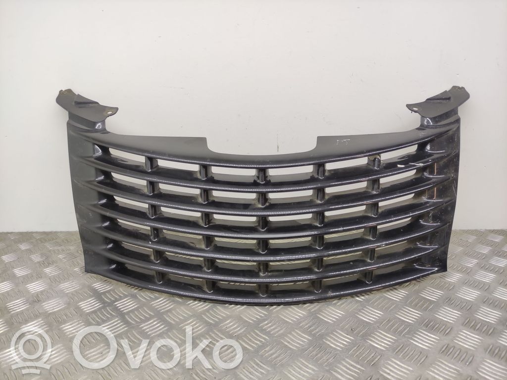 Chrysler PT Cruiser Front bumper upper radiator grill 
